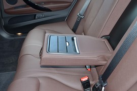 2019款宝马320Li