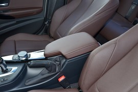 2019款宝马320Li