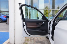 2019款宝马320Li