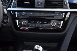 2019款宝马320Li