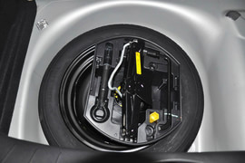 2013款DS3敞篷版1.6L手自一体至尊版