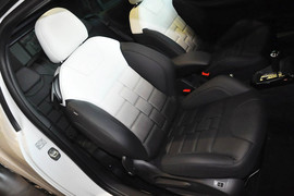 2013款DS3敞篷版1.6L手自一体至尊版