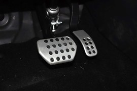 2013款DS3敞篷版1.6L手自一体至尊版