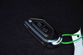 2013款DS3敞篷版1.6L手自一体至尊版