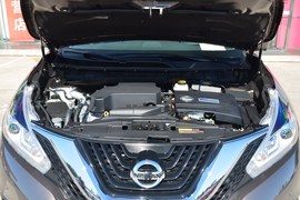 2019款日产楼兰2.5L