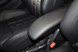 2013款DS3敞篷版1.6L手自一体至尊版