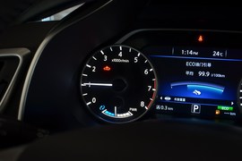 2019款日产楼兰2.5L