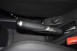 2013款DS3敞篷版1.6L手自一体至尊版