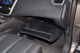 2019款日产楼兰2.5L