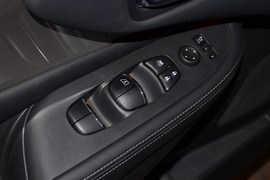 2019款日产楼兰2.5L