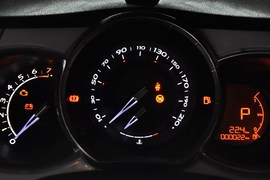 2013款DS3敞篷版1.6L手自一体至尊版