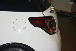 2013款DS3敞篷版1.6L手自一体至尊版