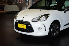 2013款DS3敞篷版1.6L手自一体至尊版