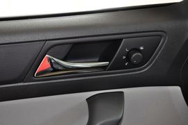 2013款斯柯达昕锐1.6L自动智选型