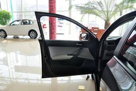 2013款斯柯达昕锐1.6L自动智选型