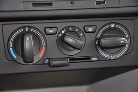 2013款斯柯达昕锐1.6L自动智选型