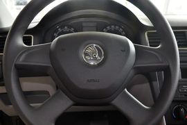 2013款斯柯达昕锐1.6L自动智选型