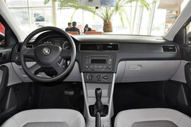 2013款斯柯达昕锐1.6L自动智选型
