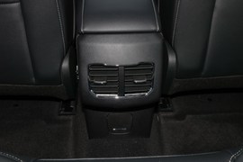 2019款福特蒙迪欧EcoBoost