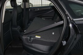 2019款福特蒙迪欧EcoBoost