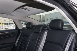2019款福特蒙迪欧EcoBoost