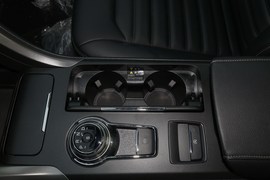 2019款福特蒙迪欧EcoBoost
