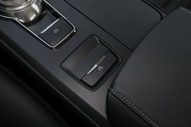 2019款福特蒙迪欧EcoBoost