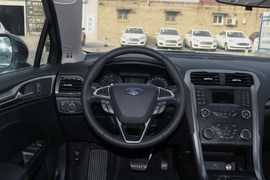2019款福特蒙迪欧EcoBoost