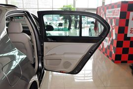 2014款斯柯达速派2.0TSI手自一体尊仕版