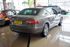 2014款斯柯达速派2.0TSI手自一体尊仕版
