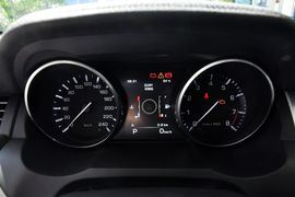 2014款路虎揽胜极光2.0T