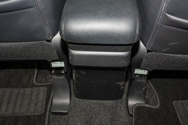 2018款三菱欧蓝德