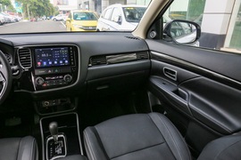 2018款三菱欧蓝德