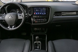 2018款三菱欧蓝德