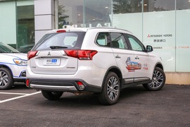 2018款三菱欧蓝德