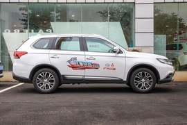 2018款三菱欧蓝德