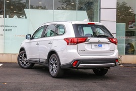 2018款三菱欧蓝德