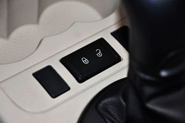 2014款斯柯达晶锐1.4L手自一体晶致版