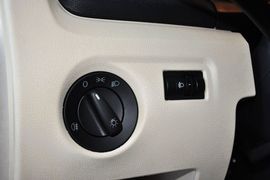 2014款斯柯达晶锐1.4L手自一体晶致版