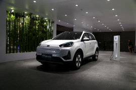   起亚KX3 EV 广州车展实拍