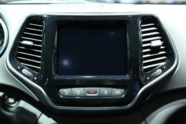 Jeep全新自由光