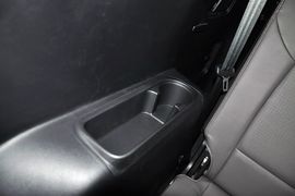 2013款现代格锐3.0L手自一体舒适版
