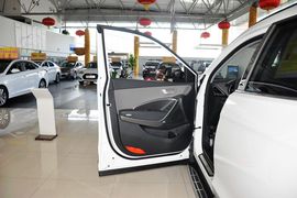 2013款现代格锐3.0L手自一体舒适版
