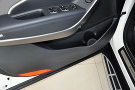 2013款现代格锐3.0L手自一体舒适版