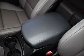 2013款现代格锐3.0L手自一体舒适版