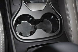 2013款现代格锐3.0L手自一体舒适版