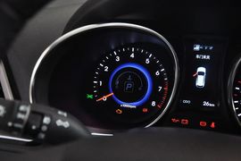 2013款现代格锐3.0L手自一体舒适版