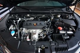 2014款本田雅阁2.0LX