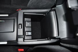 2014款本田雅阁2.0LX
