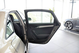 2013款奥迪A4L